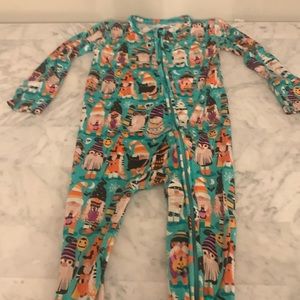 Zip up onsie with gold over feet (Fall Gnomes)